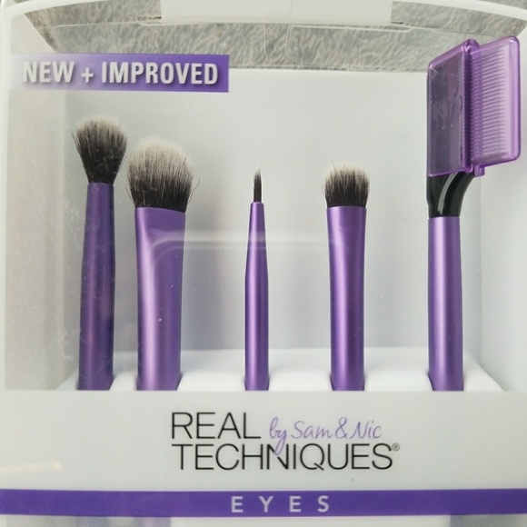 Real Techniques Eye Enhanced Starter Set - Picture 3 of 3